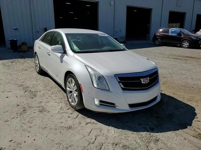 2016 Cadillac XTS - Image 10