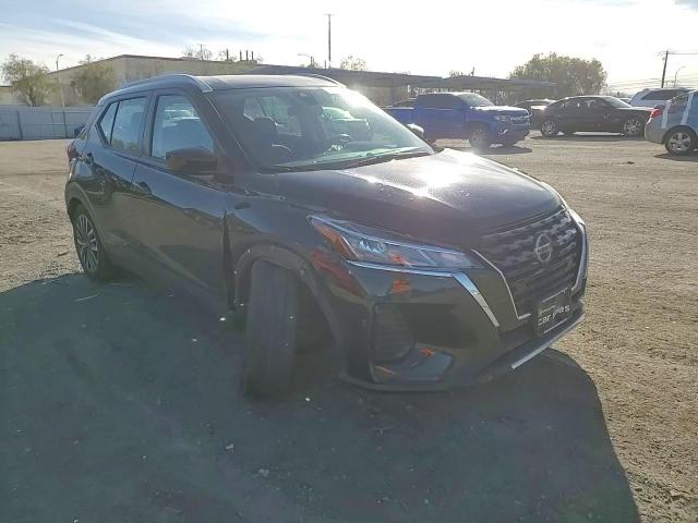2021 Nissan Kicks - Image 10