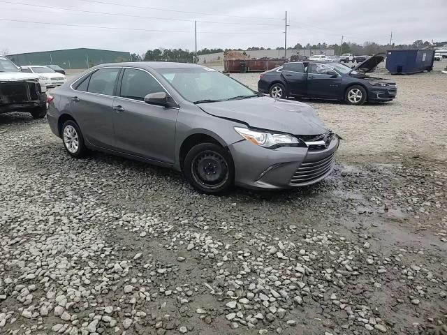 2016 Toyota Camry - Image 13