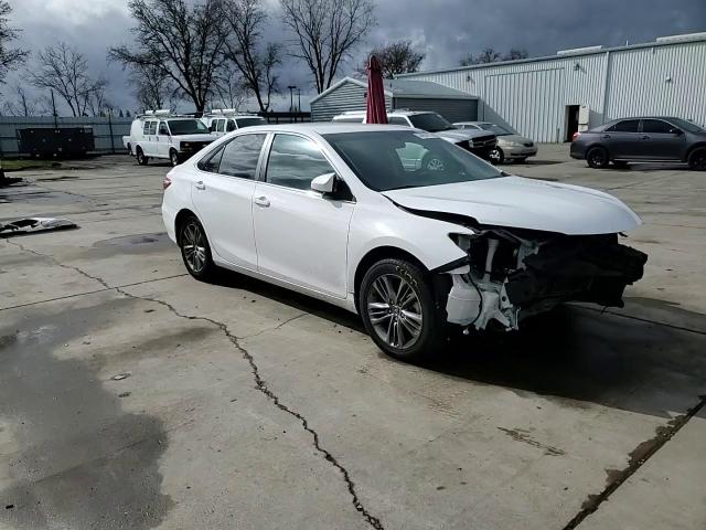 2015 Toyota Camry - Image 10