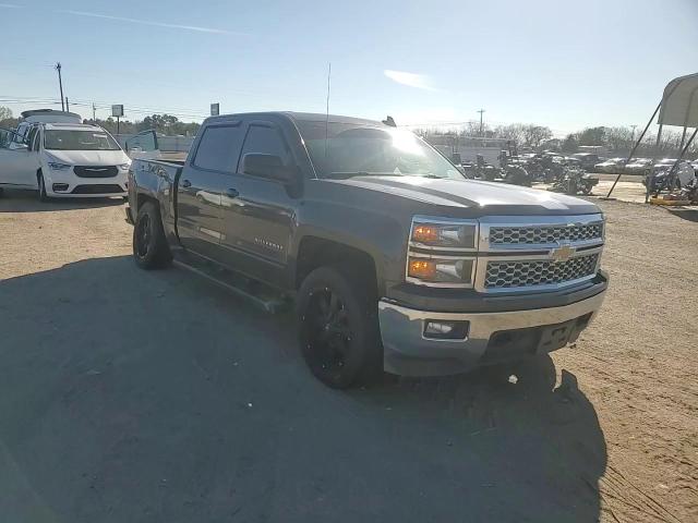 2015 Chevrolet Silverado - Image 11