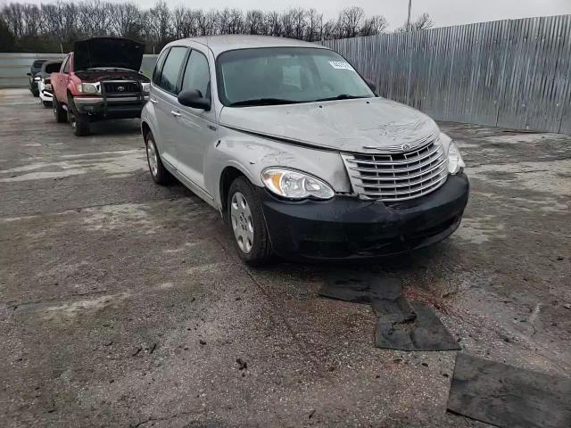 2006 Chrysler PT Cruiser - Image 11
