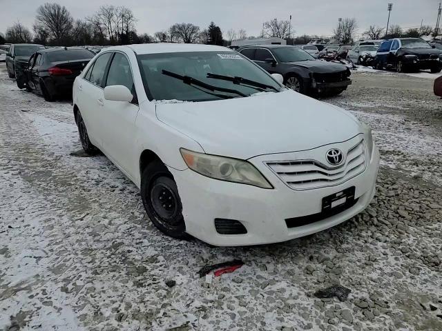 2010 Toyota Camry - Image 11