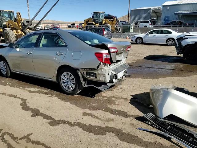 2014 Toyota Camry - Image 14