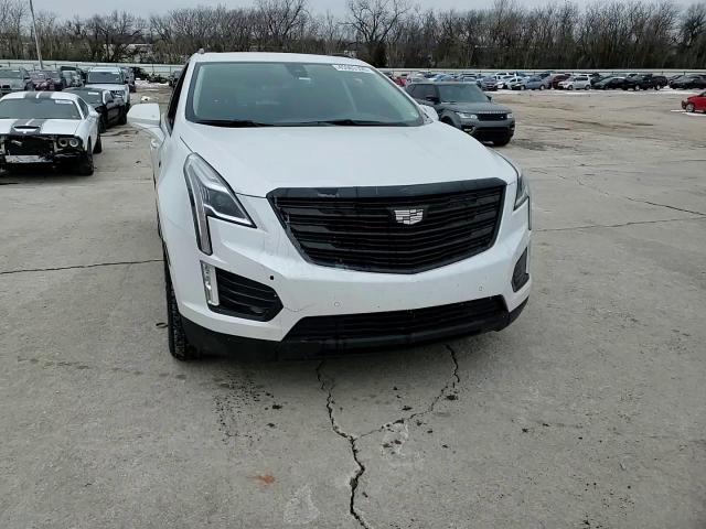 2017 Cadillac XT5 - Image 12