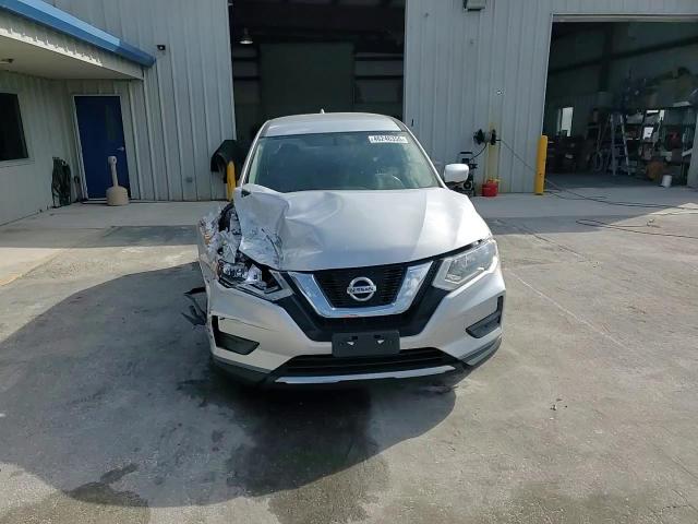 2017 Nissan Rogue - Image 14