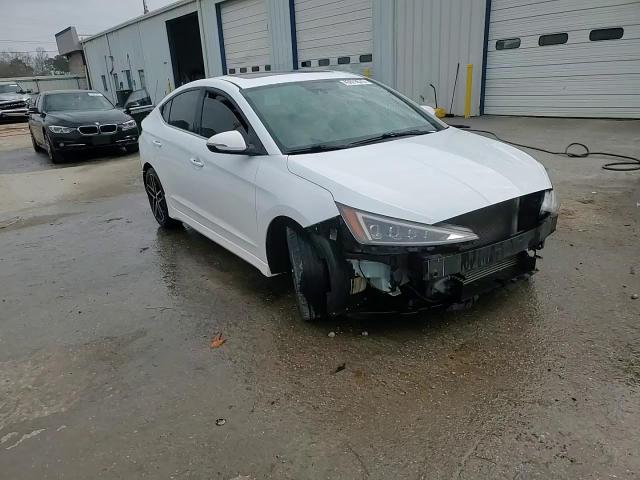 2019 Hyundai Elantra - Image 14