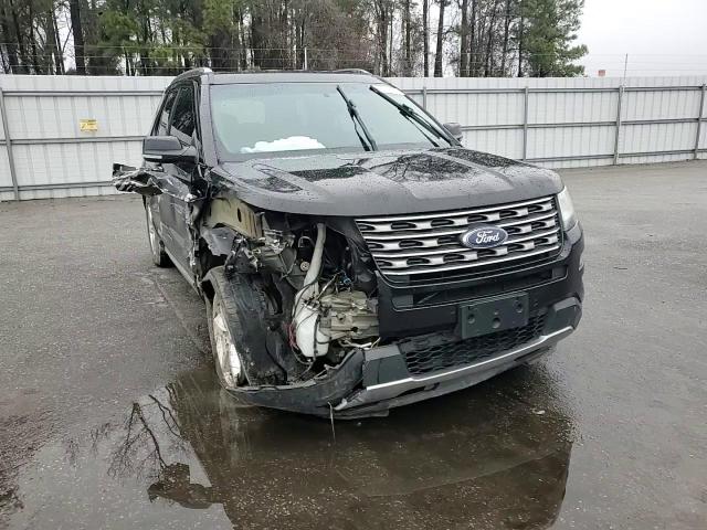 2016 Ford Explorer - Image 12