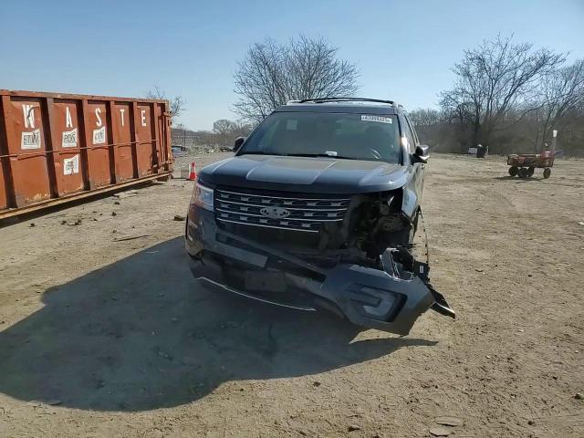 2017 Ford Explorer - Image 11
