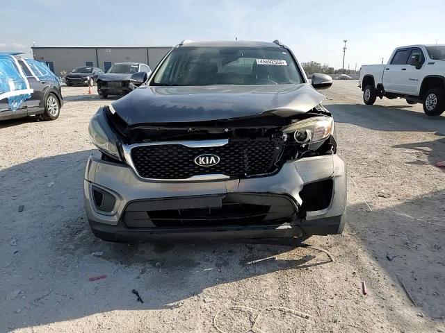 2017 Kia Sorento - Image 16