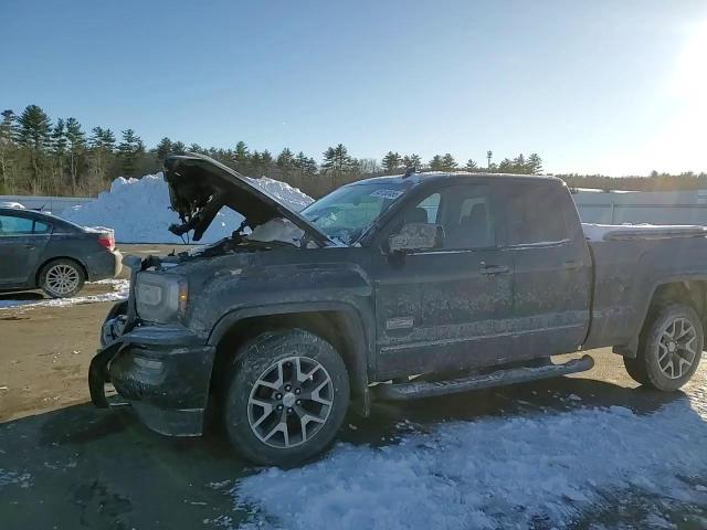 2017 GMC Sierra - Image 11