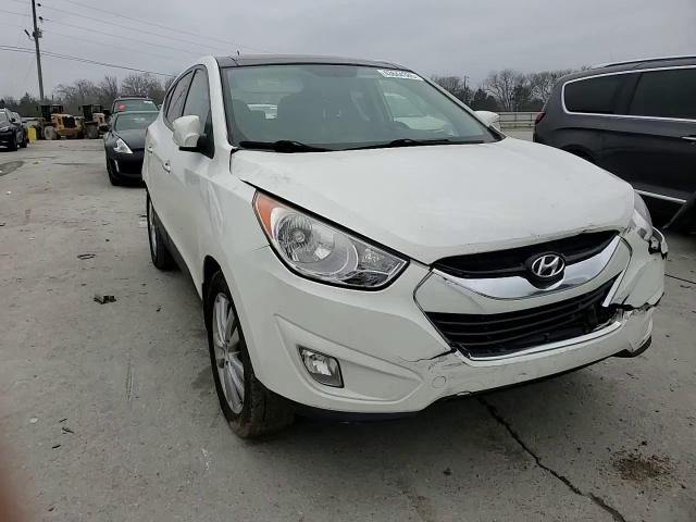 2013 Hyundai Tucson - Image 11