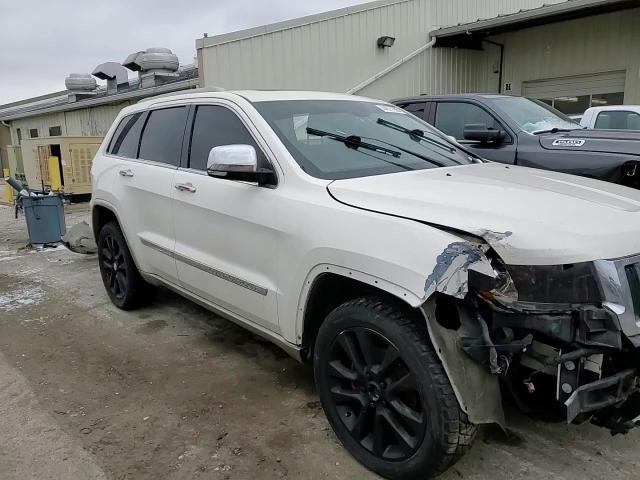 2011 Jeep Grand Cherokee - Image 11