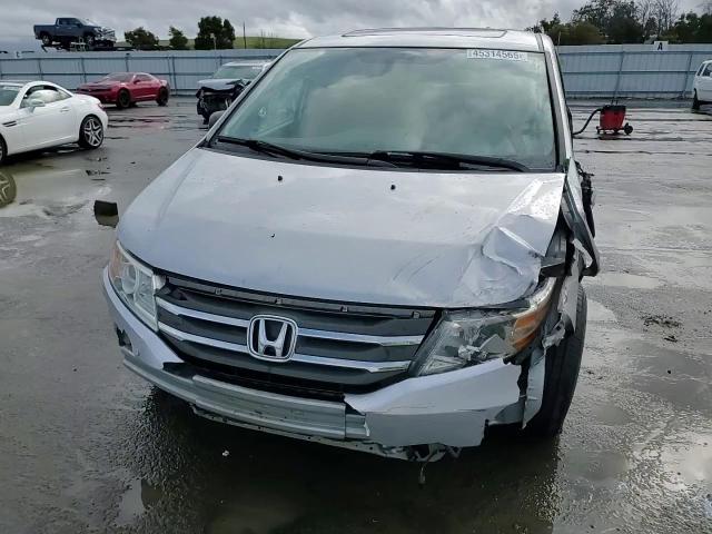 2011 Honda Odyssey - Image 12