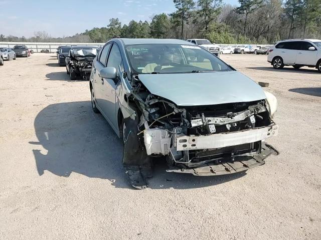 2013 Toyota Prius - Image 11