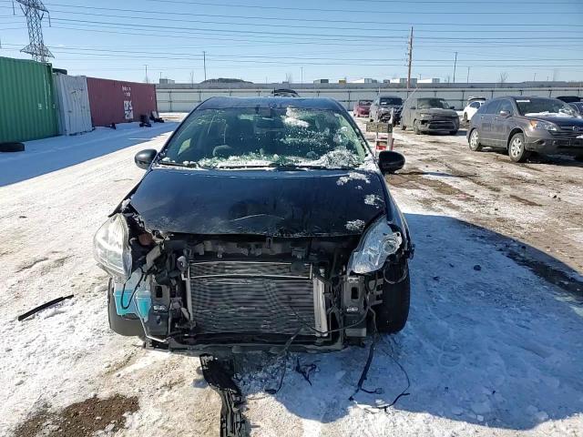 2014 Toyota Prius - Image 11