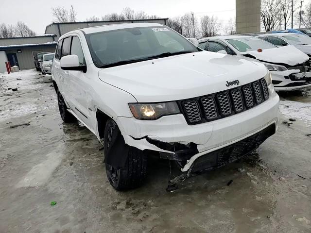 2018 Jeep Grand Cherokee - Image 14