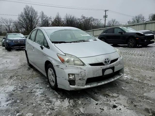 2011 Toyota Prius - Image 11