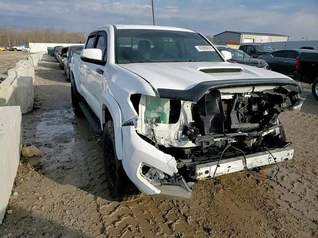 2017 Toyota Tacoma - Image 13