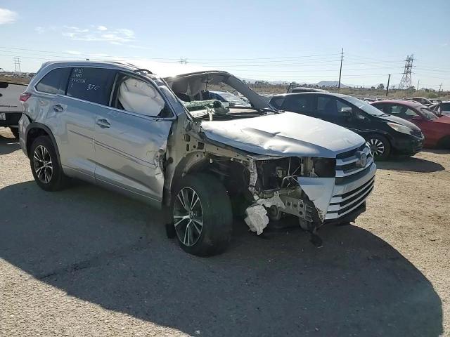 2018 Toyota Highlander - Image 11