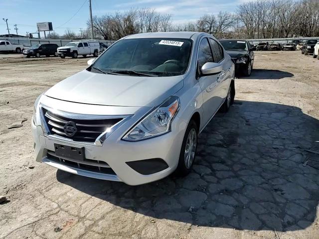 2017 Nissan Versa - Image 10