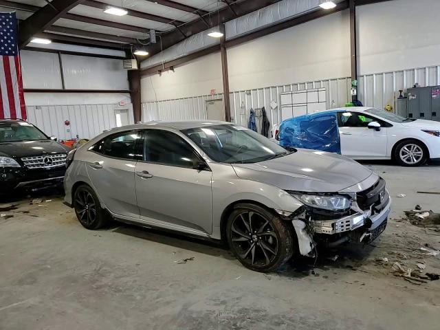 2018 Honda Civic - Image 11