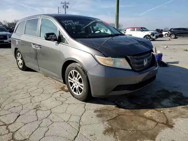 2011 Honda Odyssey - Image 12