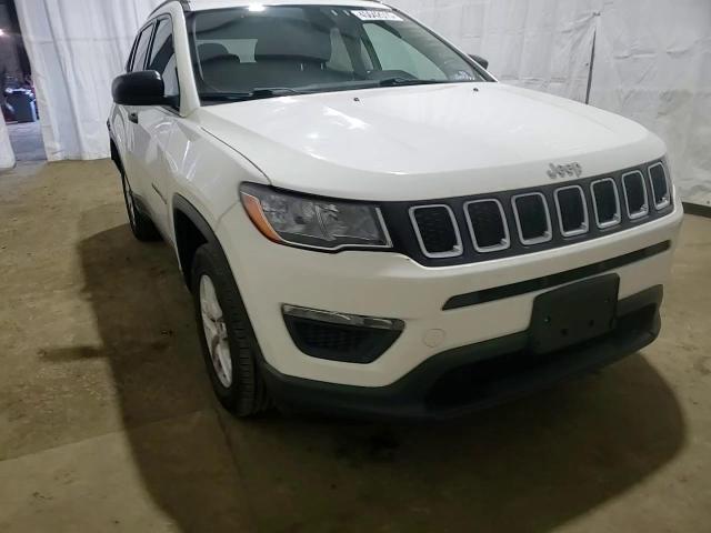 2017 Jeep Compass - Image 12