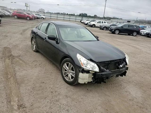 2011 Infiniti G - Image 11