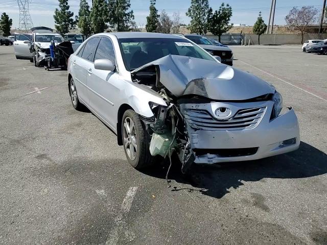 2009 Toyota Camry - Image 11