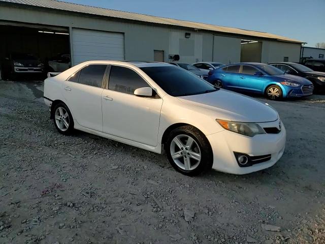 2012 Toyota Camry - Image 14