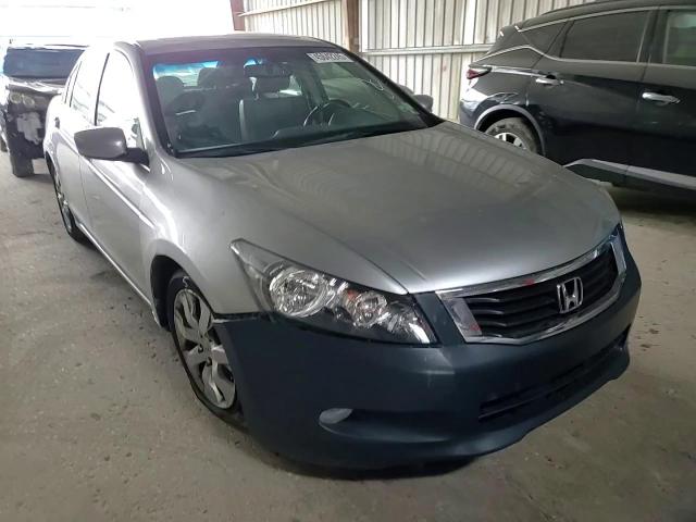 2009 Honda Accord - Image 11