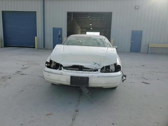 2001 Chevrolet Lumina - Image 10