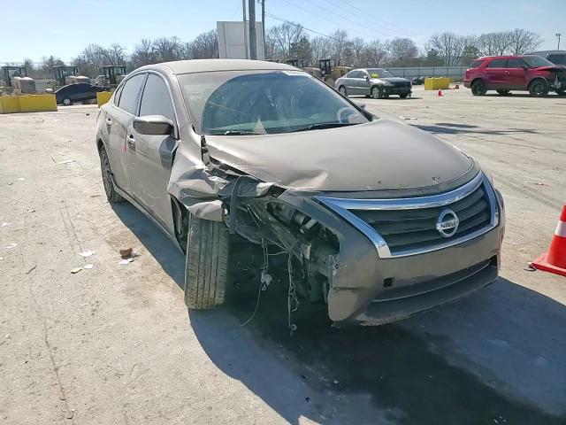 2014 Nissan Altima - Image 10