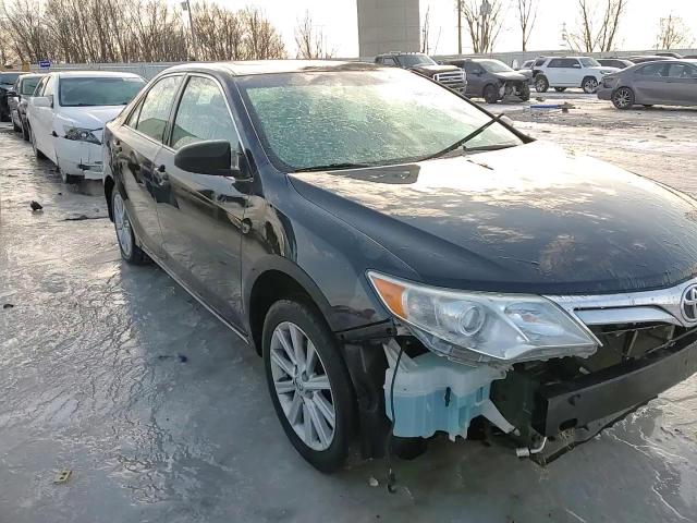2014 Toyota Camry - Image 14