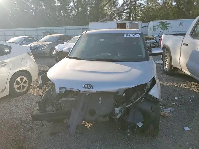 2015 Kia Soul - Image 13