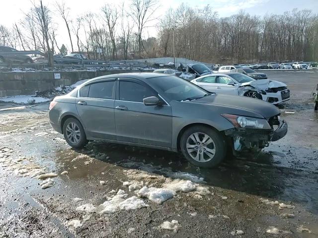 2012 Honda Accord - Image 13