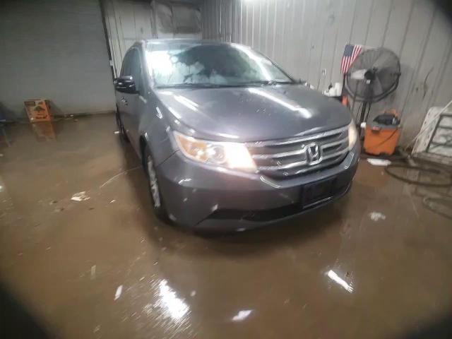 2012 Honda Odyssey - Image 15