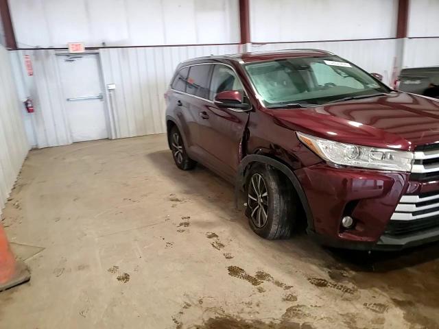 2018 Toyota Highlander - Image 14