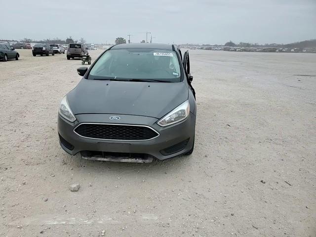 2016 Ford Focus - Image 11