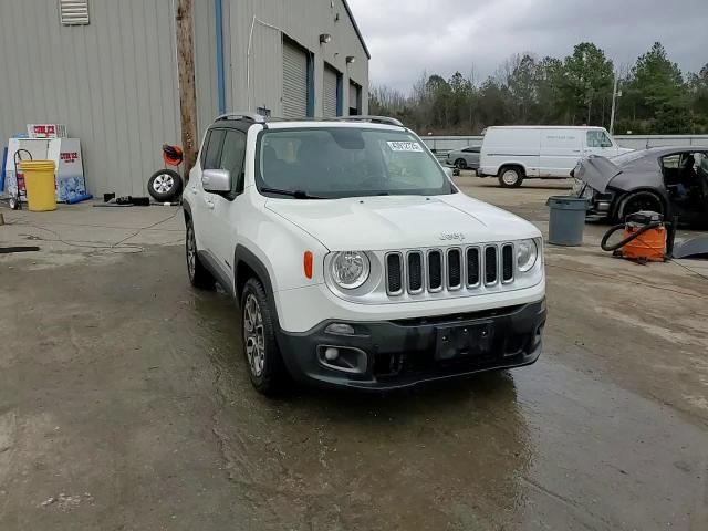 2016 Jeep Renegade - Image 13