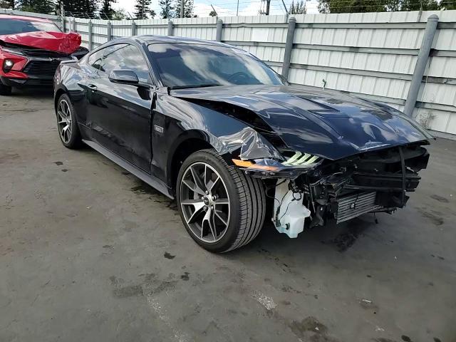 2020 Ford Mustang - Image 10