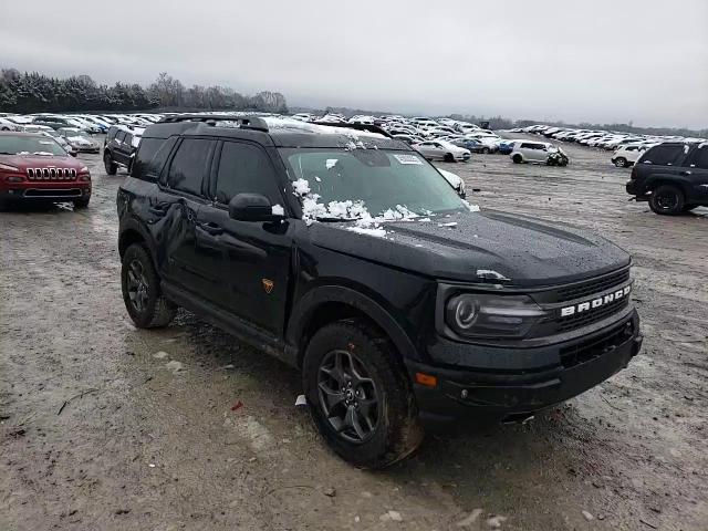 2021 Ford Bronco - Image 11