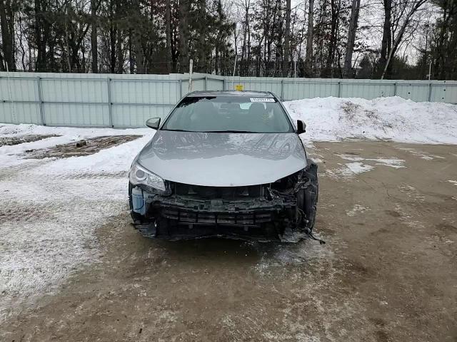 2017 Toyota Camry - Image 10