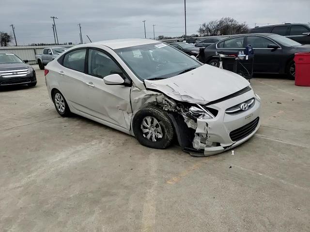 2016 Hyundai Accent - Image 11