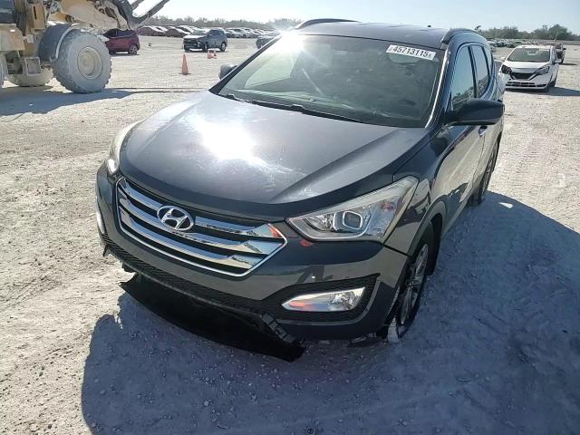 2014 Hyundai Santa Fe - Image 11