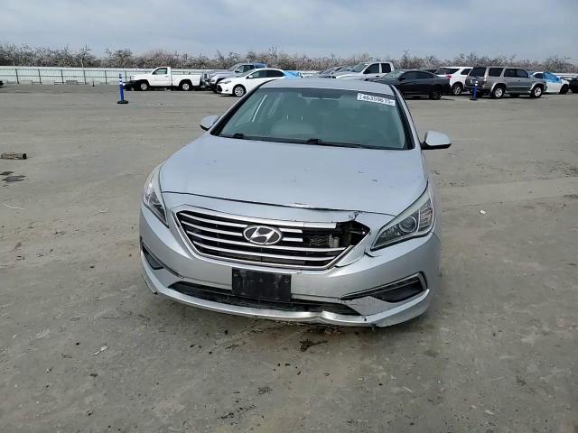 2015 Hyundai Sonata - Image 11