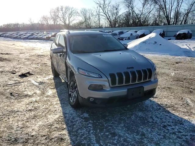 2017 Jeep Grand Cherokee - Image 14
