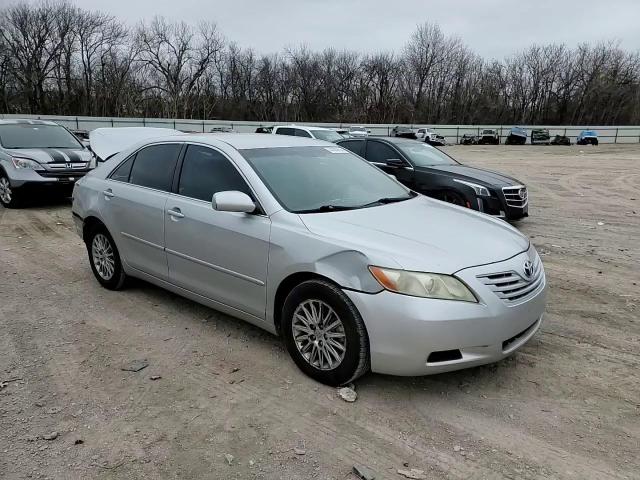 2008 Toyota Camry - Image 11