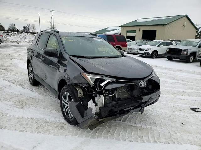2018 Toyota RAV 4 - Image 12
